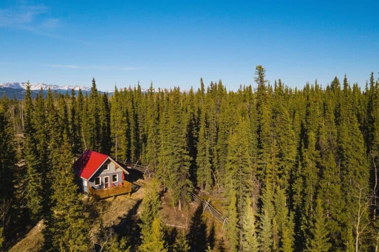The Most Popular Airbnb in Every Canadian Province (And Yukon)