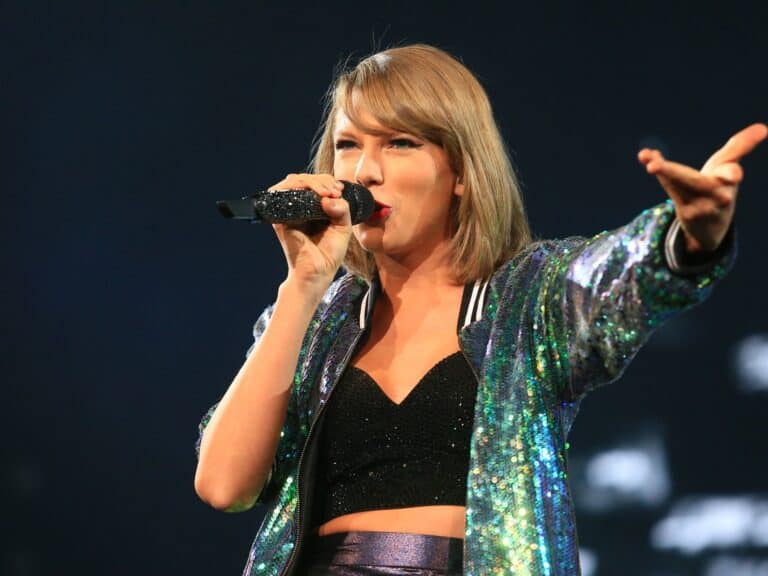 Want to Go to the Taylor Swift Dublin Concert? Here’s 13 Things to Do in The City To Make a Vacation Out of It