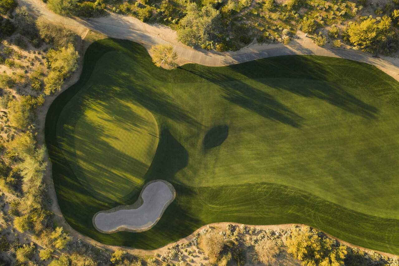Hole 1 on the Raptor Course at Grayhawk Golf Club.
